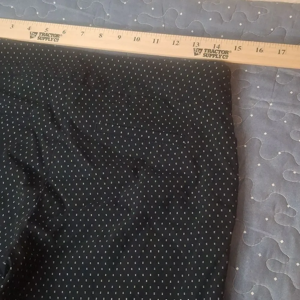 Hilary Radley Black and White Patterned Women's Shorts size medium
